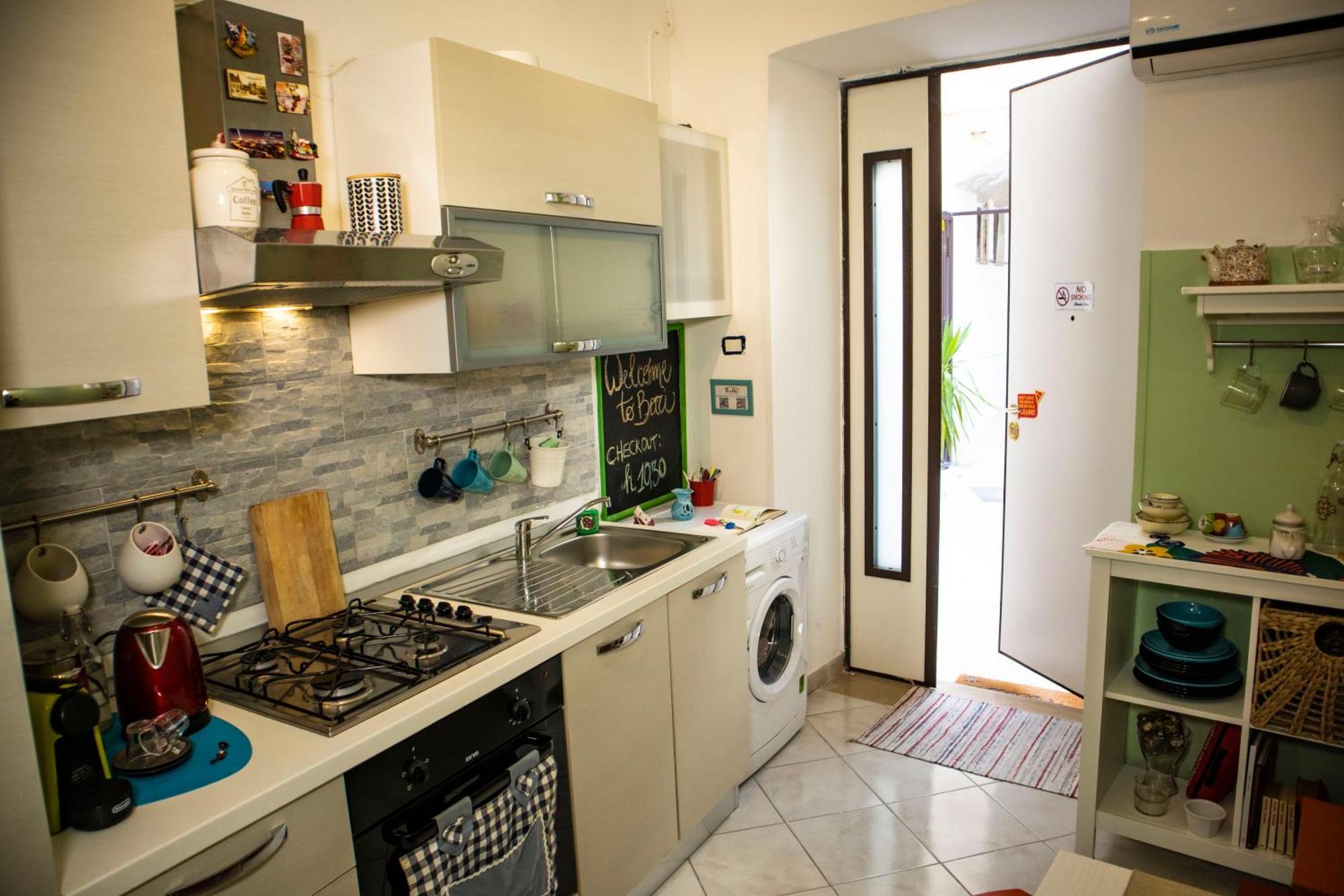 Arco Alto Apartment Bari Esterno foto